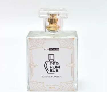 Elegancki flakon perfum damskich a kupowanie perfum online w ciemno